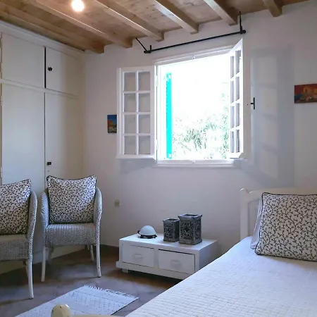 Infinity Mykonos Suites فندق 2*
