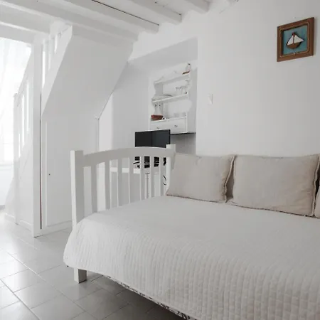ホテル Infinity Mykonos Suites